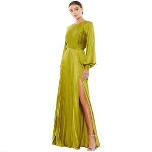 NWT Mac Duggal Dress